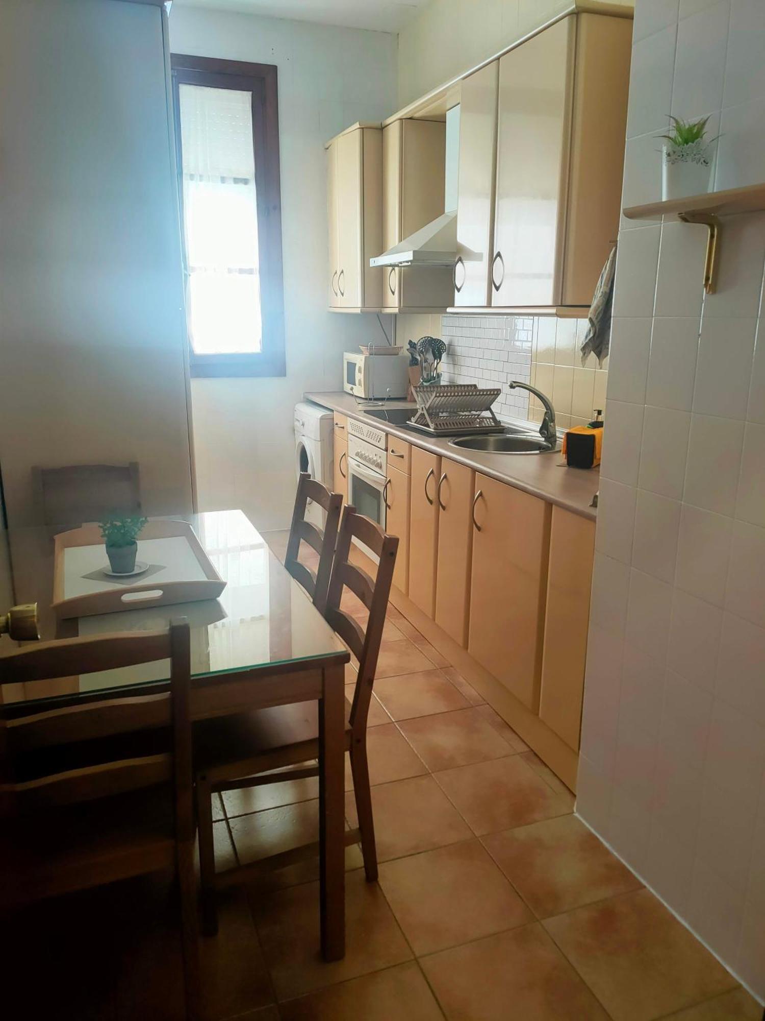 Apartamento En Pleno Centro De Cadiz Con Parking Economico Luaran gambar