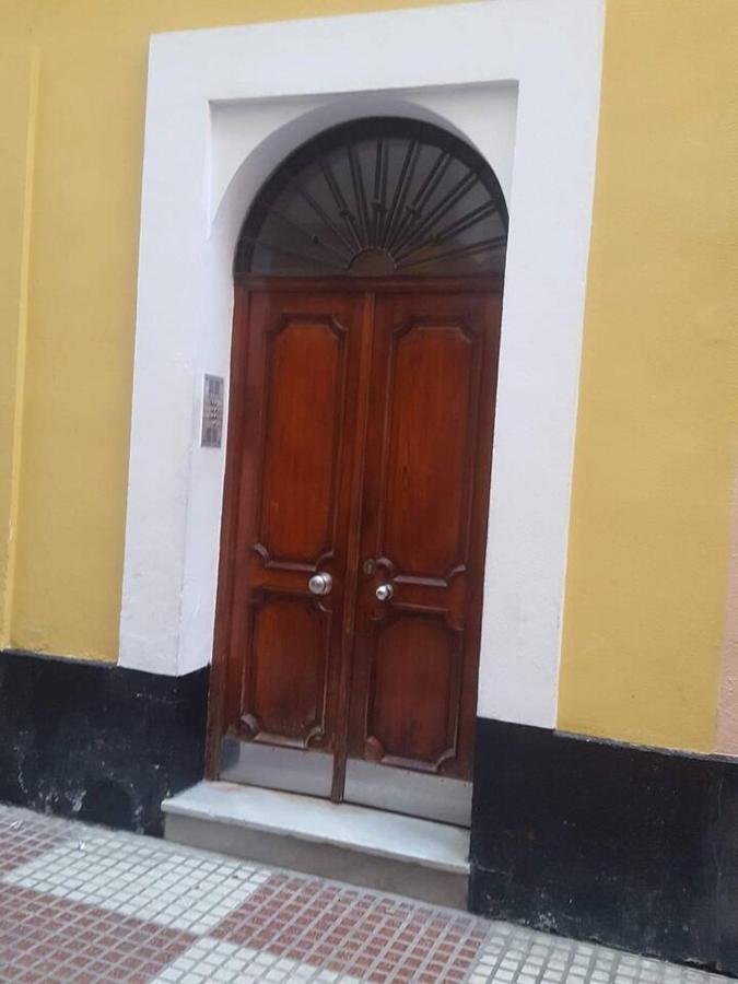 Apartamento En Pleno Centro De Cadiz Con Parking Economico Luaran gambar